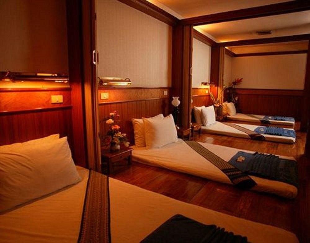 Courtyard By Marriott Town 4* Пхукет