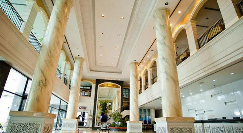 Отель Courtyard By Marriott Town Пхукет